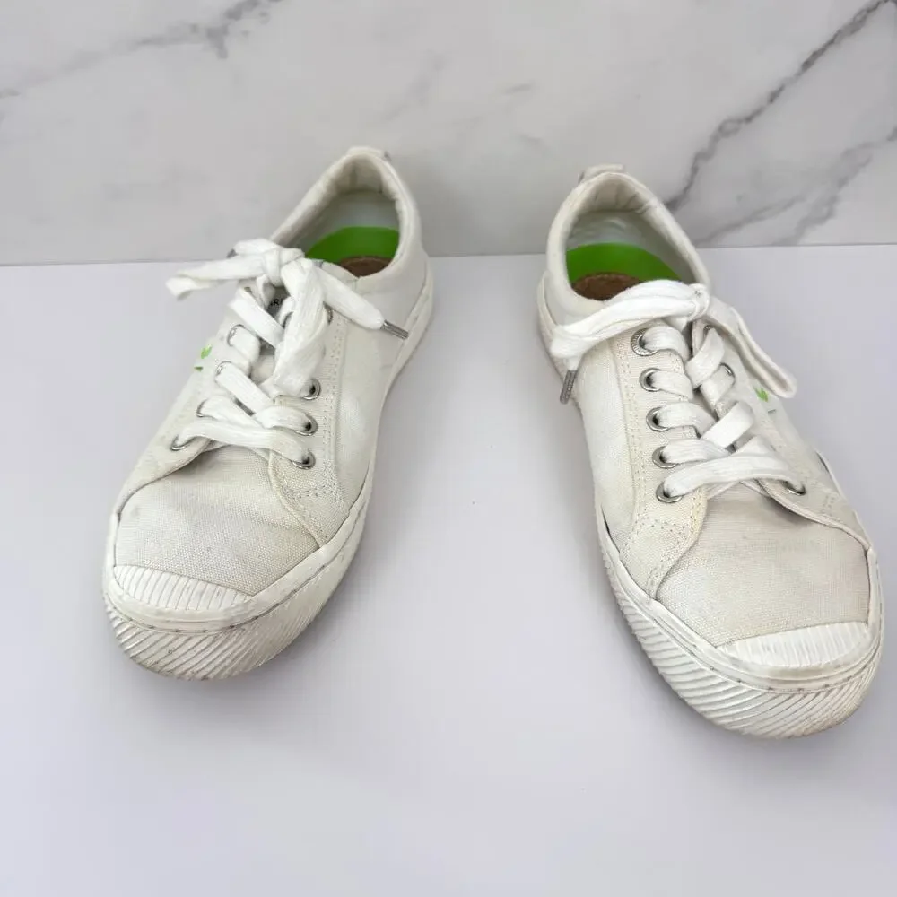 Cariuma Unisex OCA Low Sneaker Size W 9 Casual Canvas Cork Organic Off White